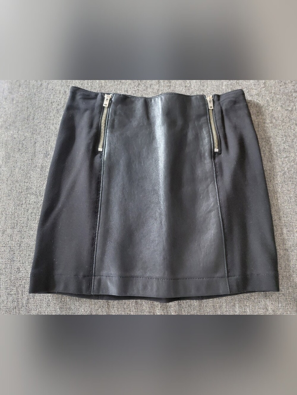 GUESS Zip Miniskirt